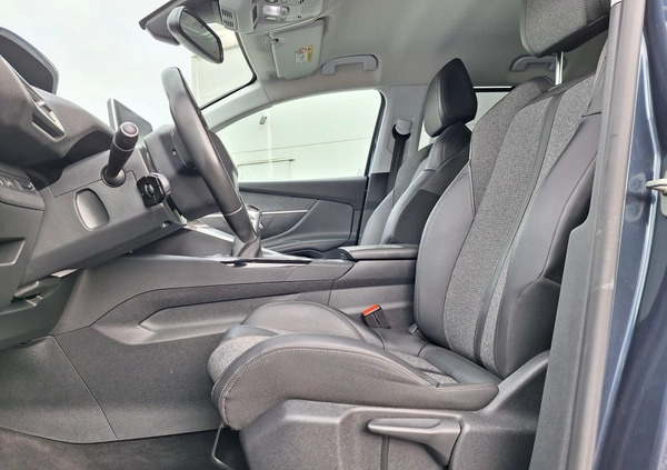 Peugeot 5008 cena 71900 przebieg: 199000, rok produkcji 2017 z Kozienice małe 106
